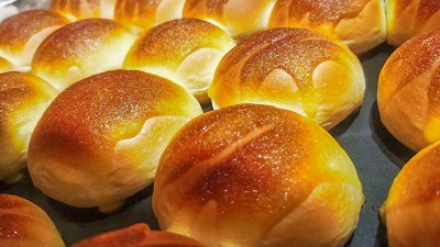 酶制剂赋焙烤食品——让面包更松软，保质期还延长